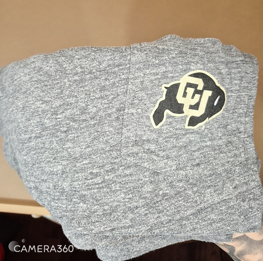 League Colorado Buffaloes Gray Short Sleeve Tee 1280/225 - Picture 6 of 6